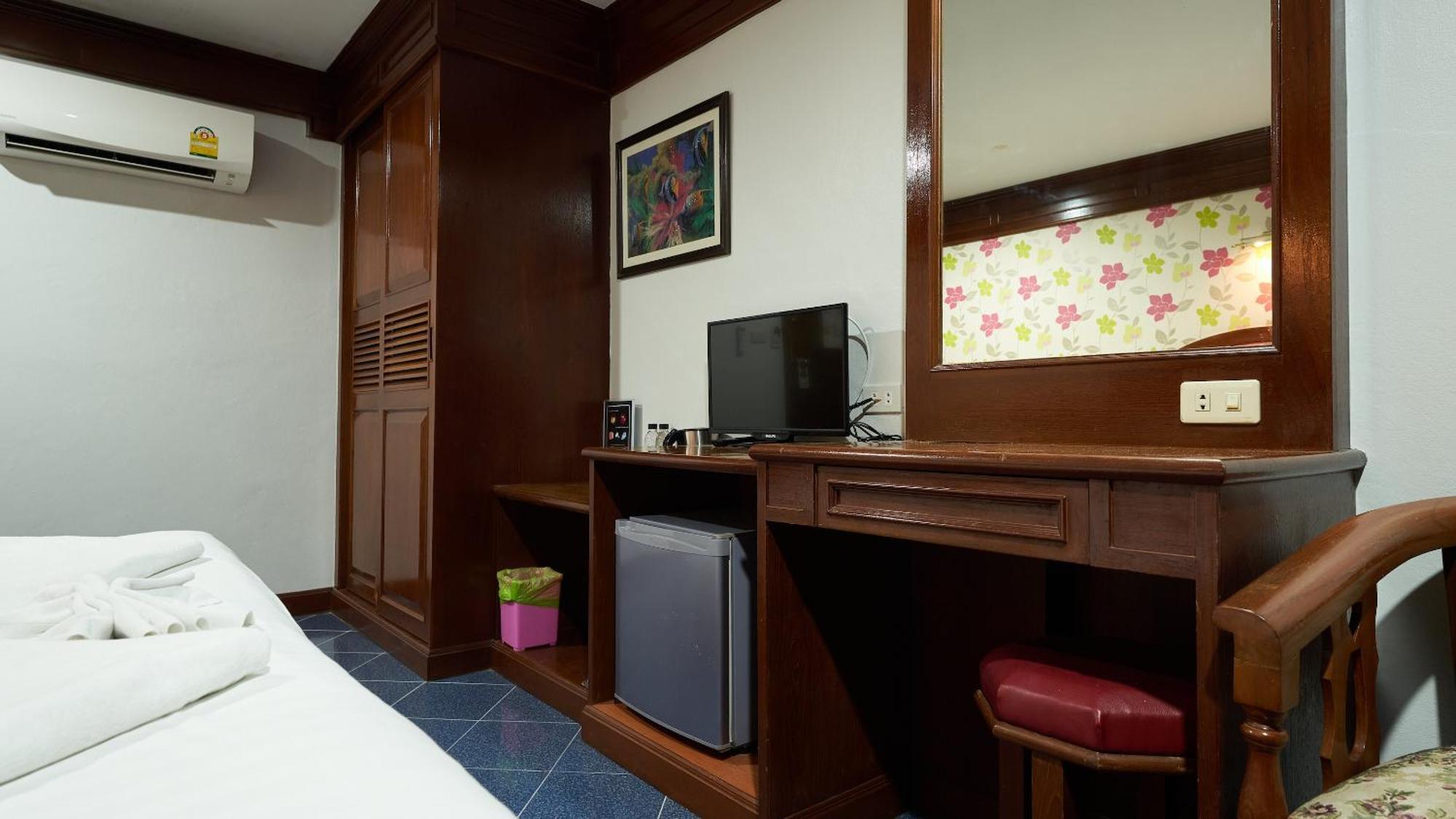 Lime Hotel Patong Номер фото