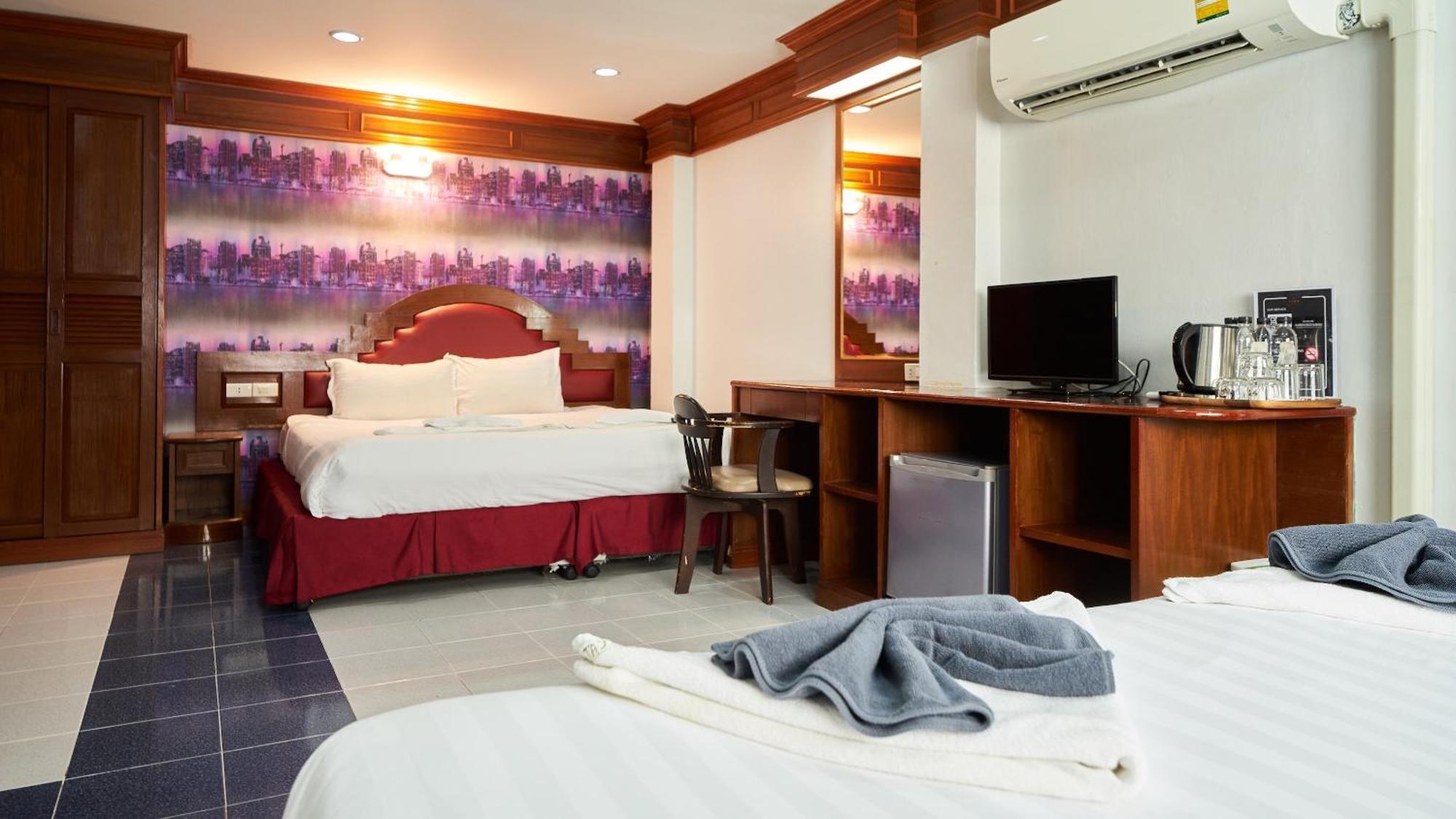 Lime Hotel Patong Номер фото