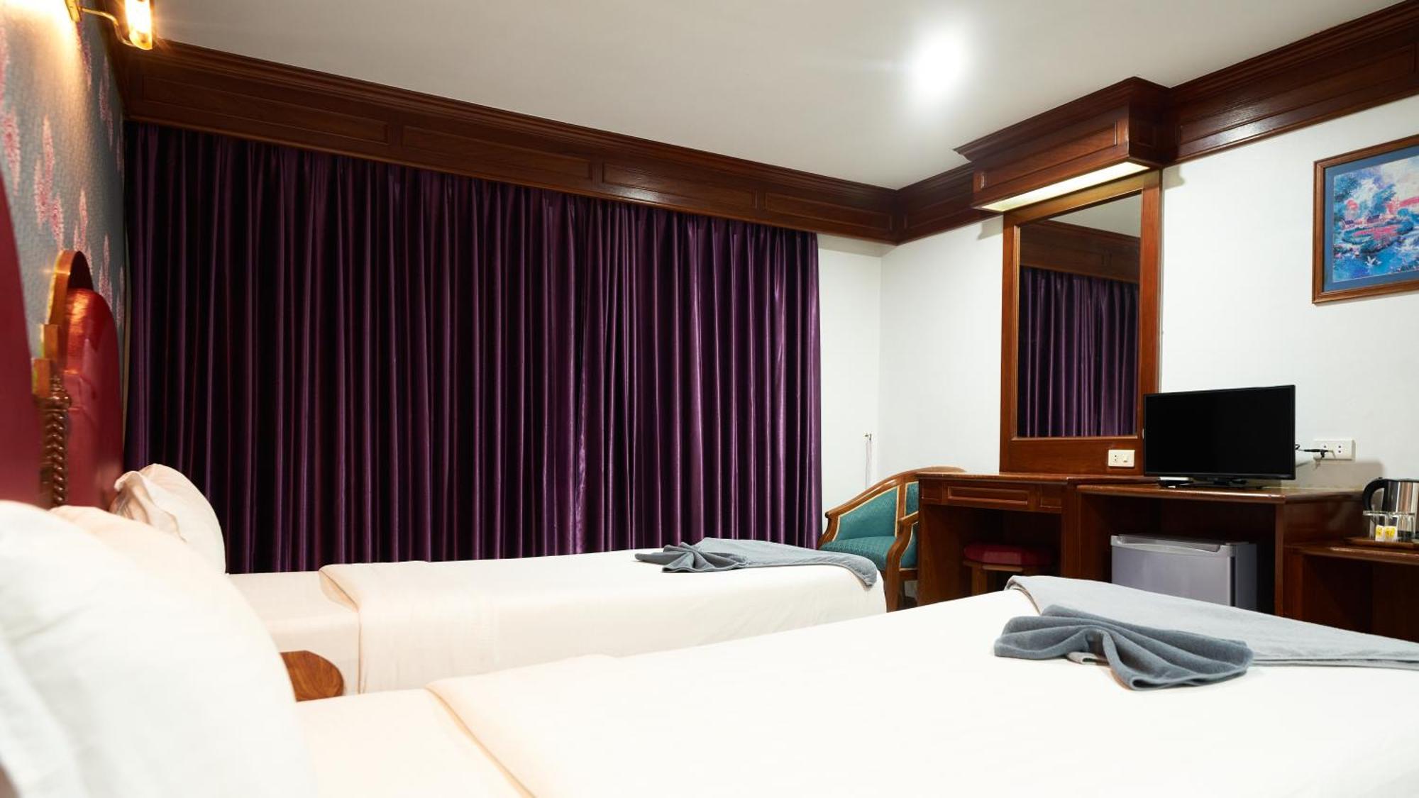 Lime Hotel Patong Номер фото