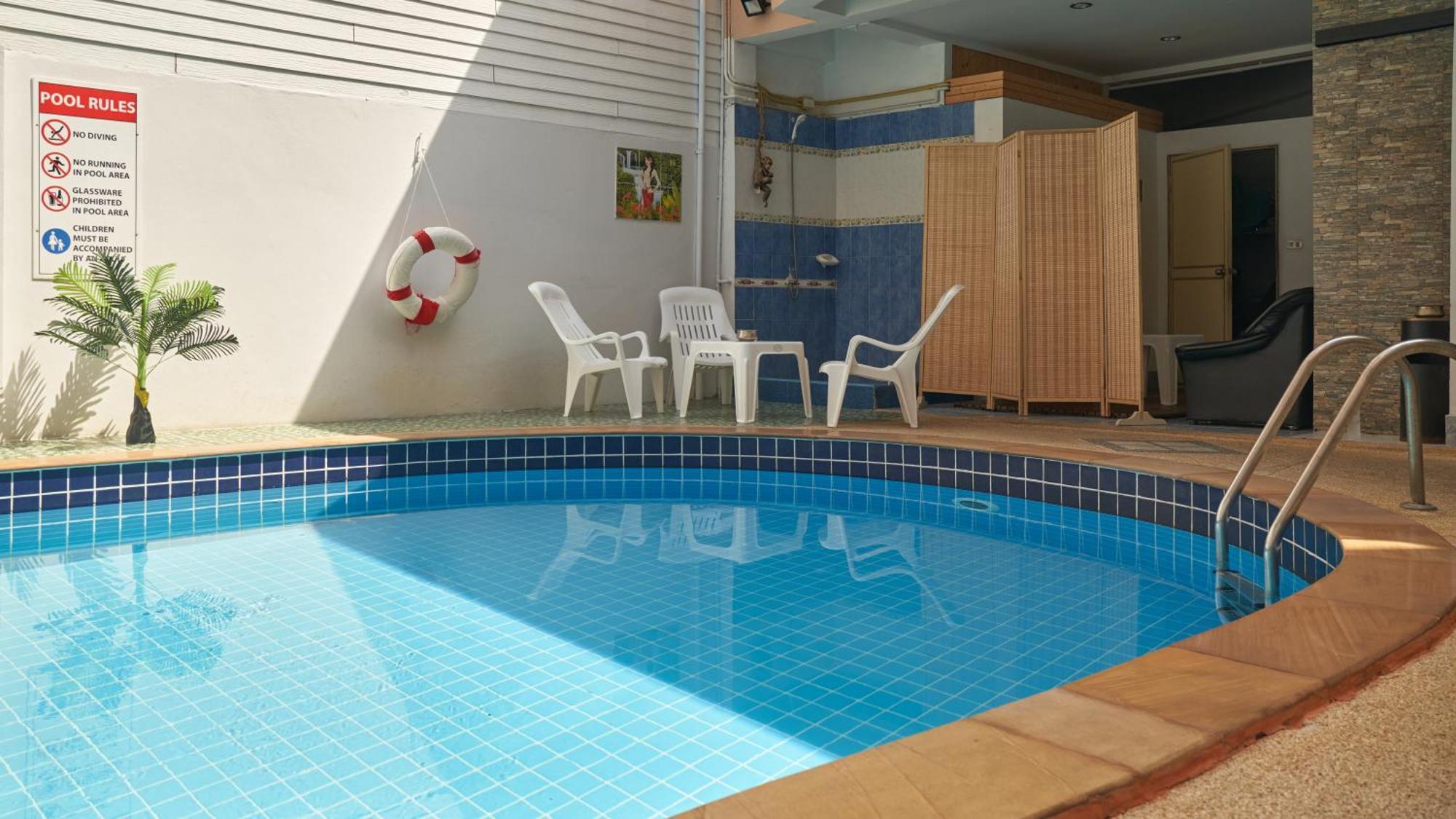 Lime Hotel Patong Екстер'єр фото