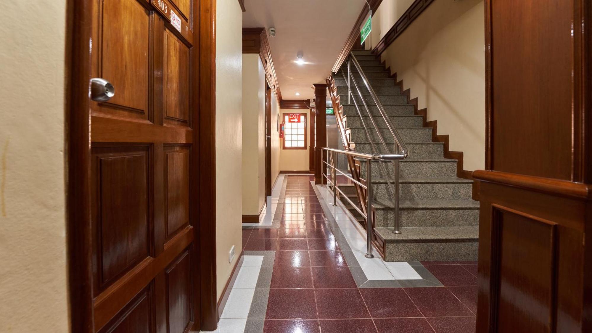 Lime Hotel Patong Екстер'єр фото
