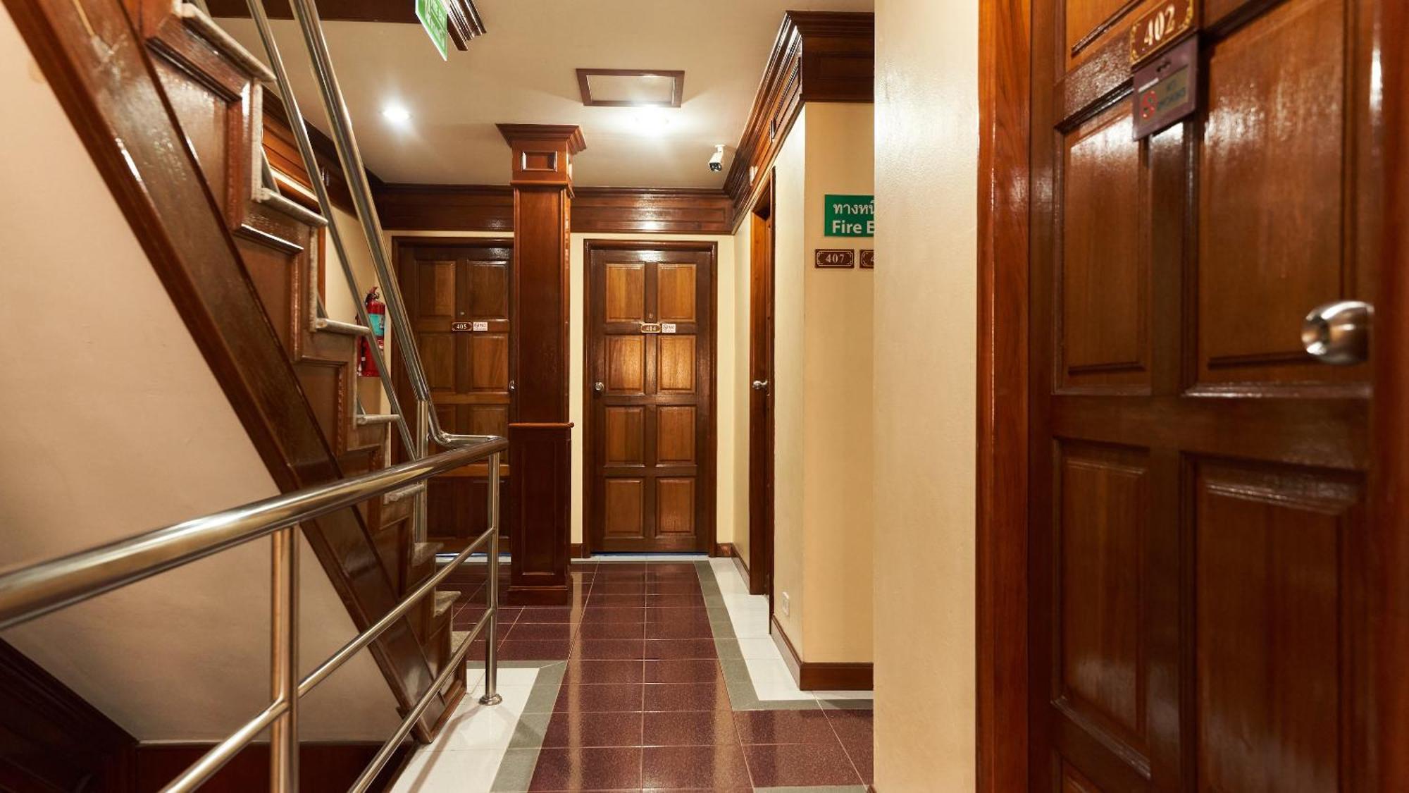 Lime Hotel Patong Екстер'єр фото